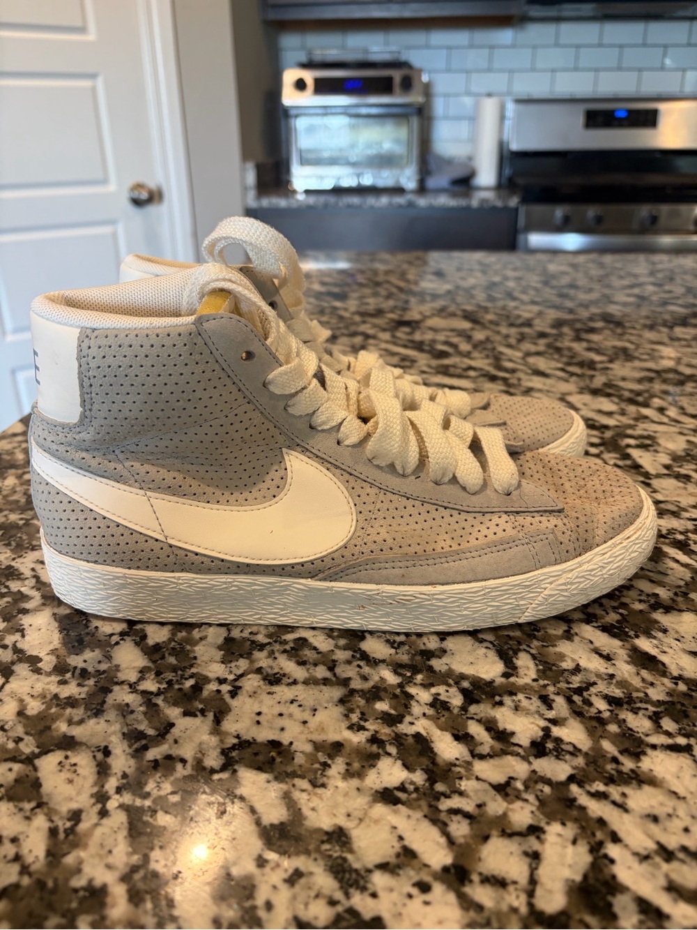 Nike Blazer Mid 77 Suede woman’s - Picture 2 of 6